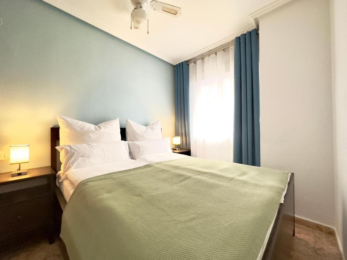 Apartament Playa Del Cura, 2 Min Zum Strand, Zentral, Kostenlos Parken Torrevieja